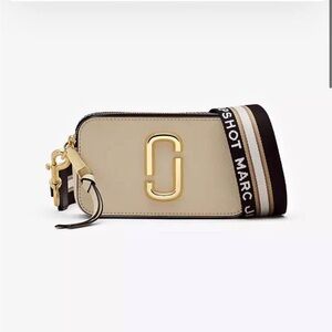 Marc Jacobs Cream and Black Neutral The Snapshot Bag Purse with Strap